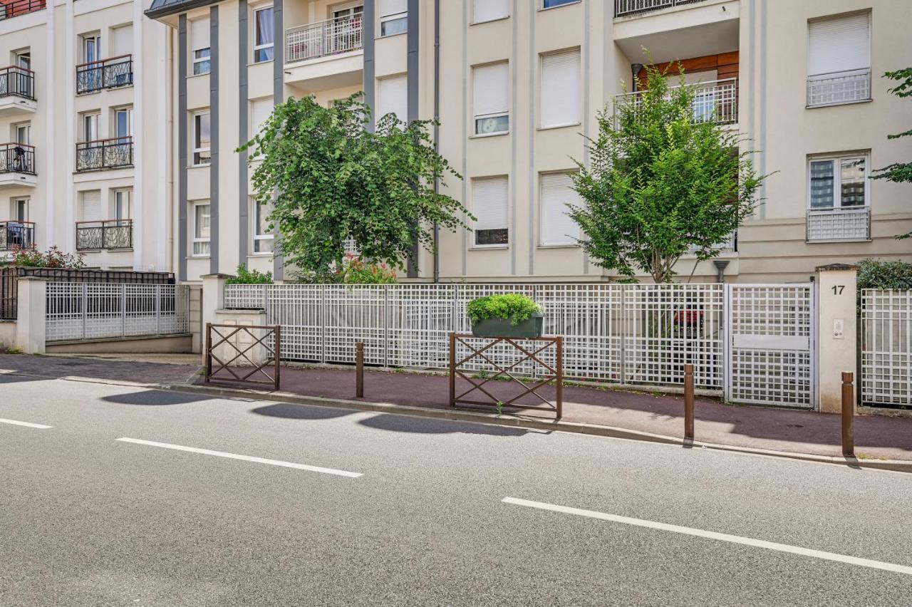 La Vallee-chatenay Malabry Apartment